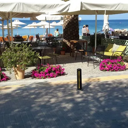 Michalis House * Никити